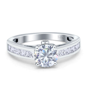 Round Classic Style Princess Cut Gold Ring